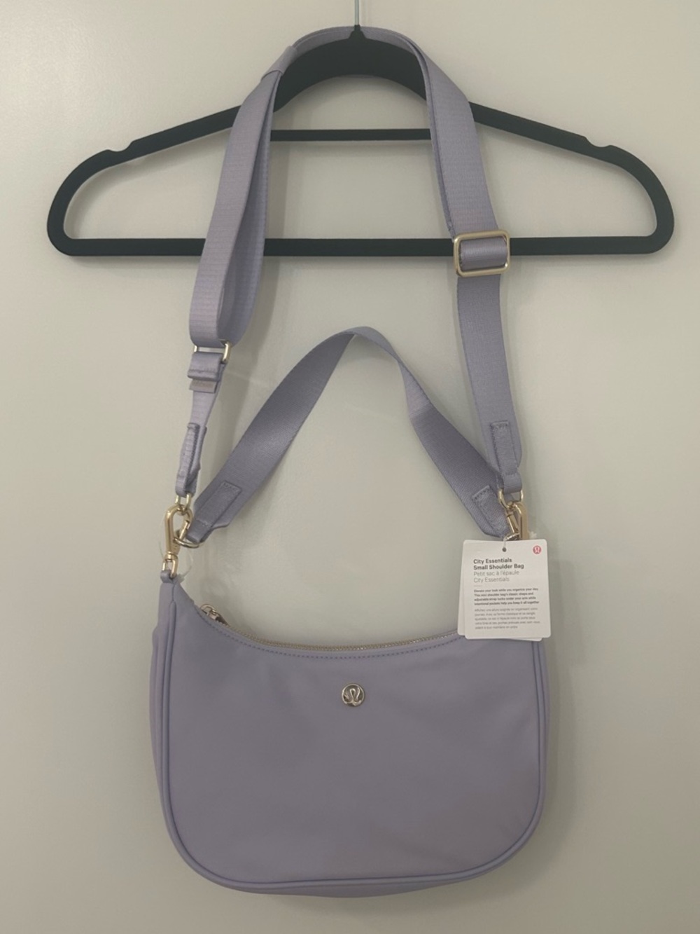 NWT Lululemon City Essentials Small Shoulder Bag 3L Lavender Lilac - Picture 3 of 4